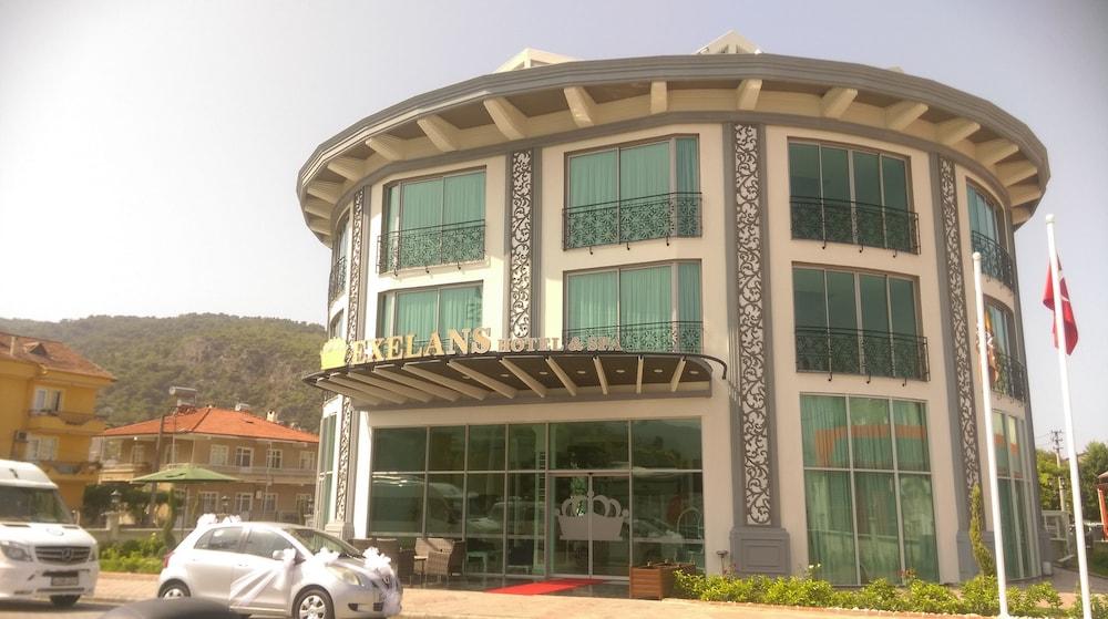 Otel Exelans 3*